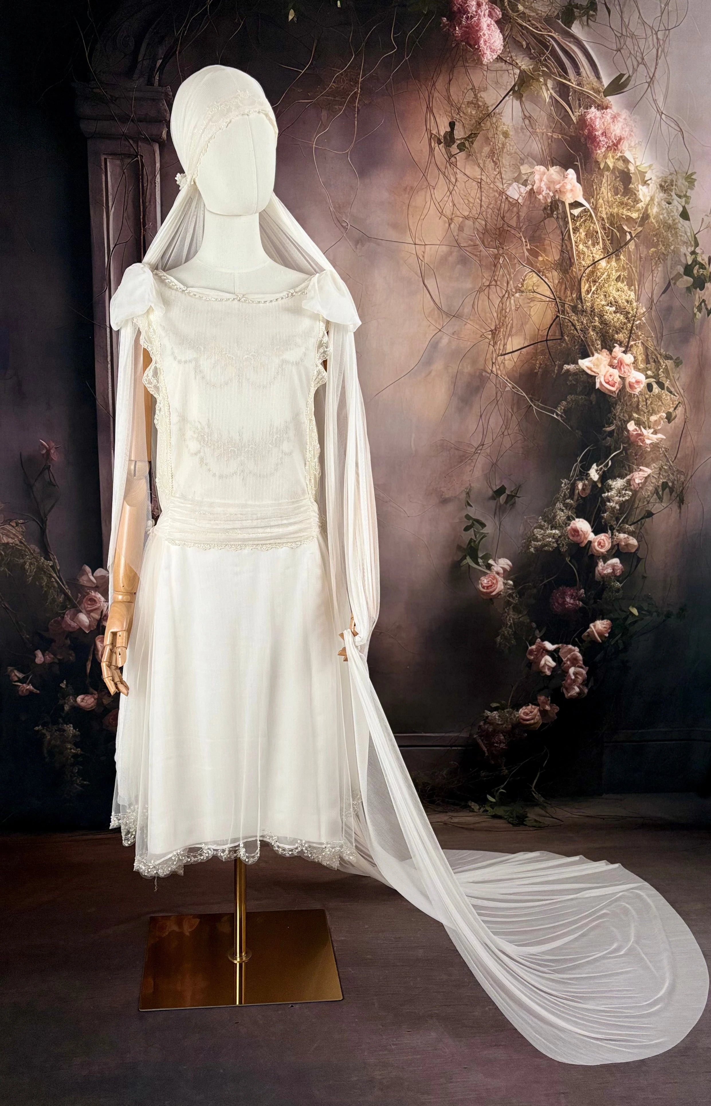 1920 vintage lace wedding dresses 23 Art Deco 1920s Wedding Dress Styles for 2023-24