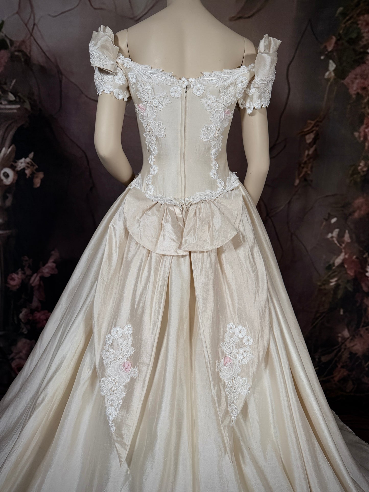 1990s Silk Wedding Dress w/Ribbon Rose Appliqué & Court Train