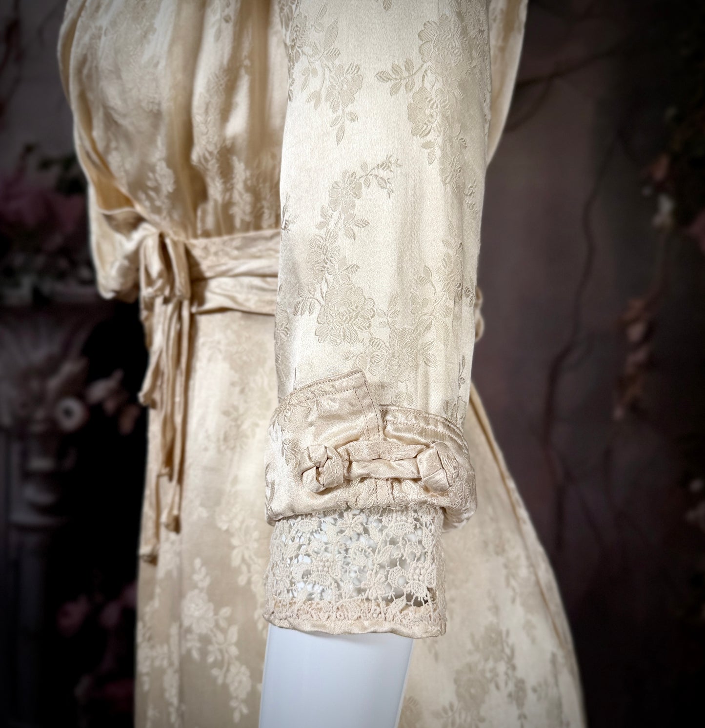 1900s Edwardian Silk Rose Brocade & Bobbin Lace Tea Gown