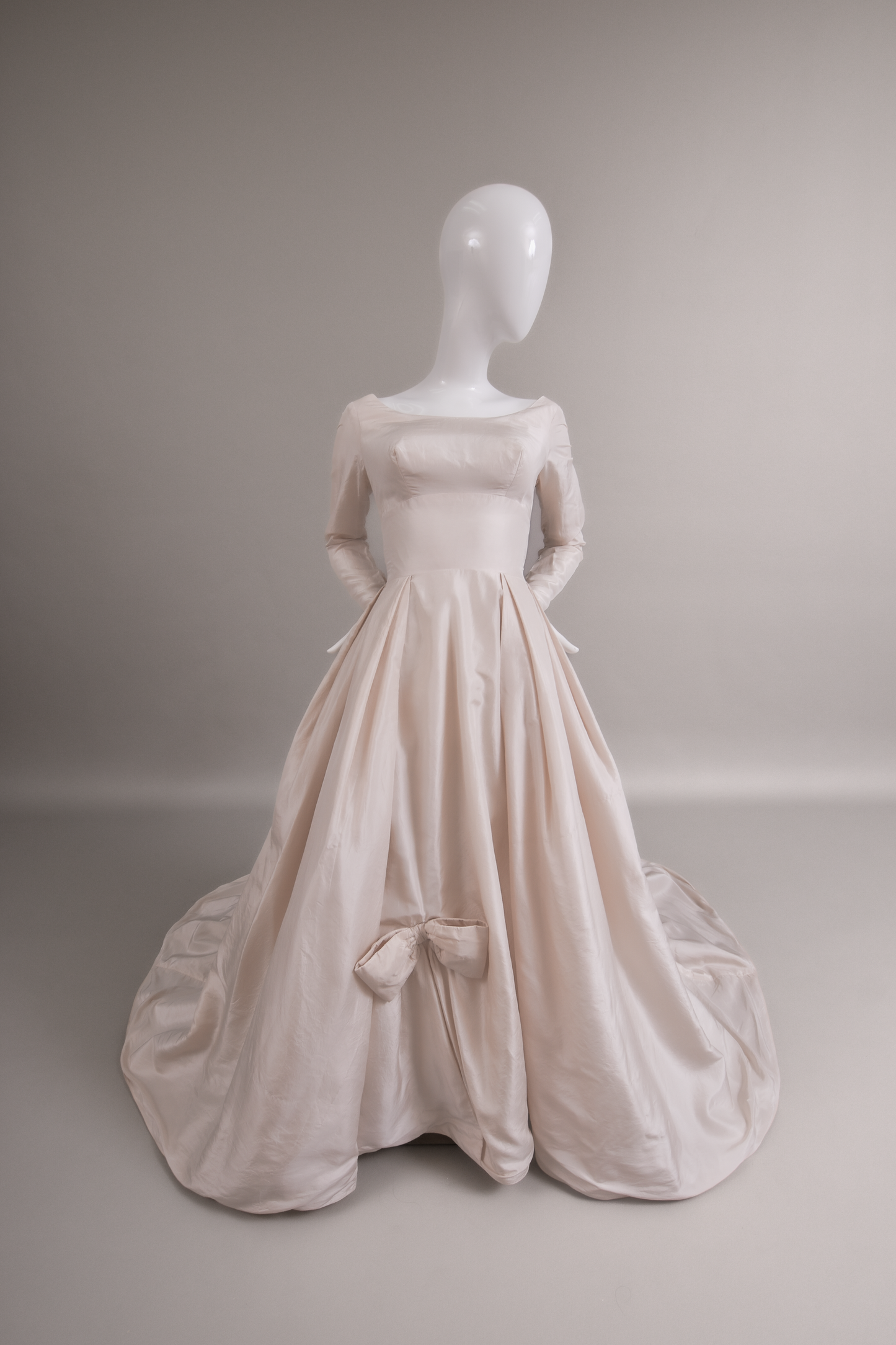 1950s Dior-Style Silk Taffeta Wedding Dress w/Trailing Train (Copy)