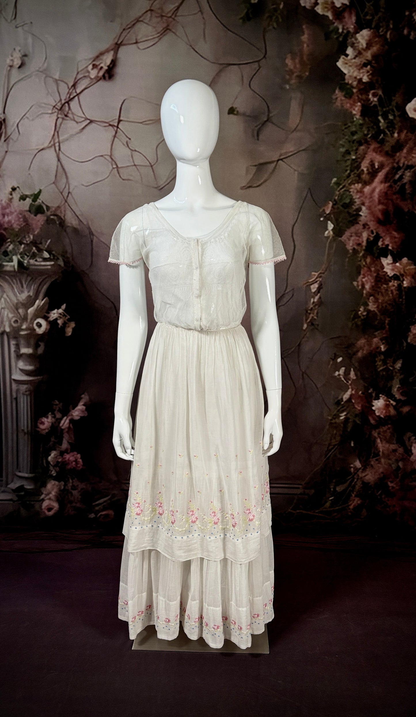 1900s Batiste Cotton Lingerie Dress w/Silk Embroidered Roses & Blouse Overlay