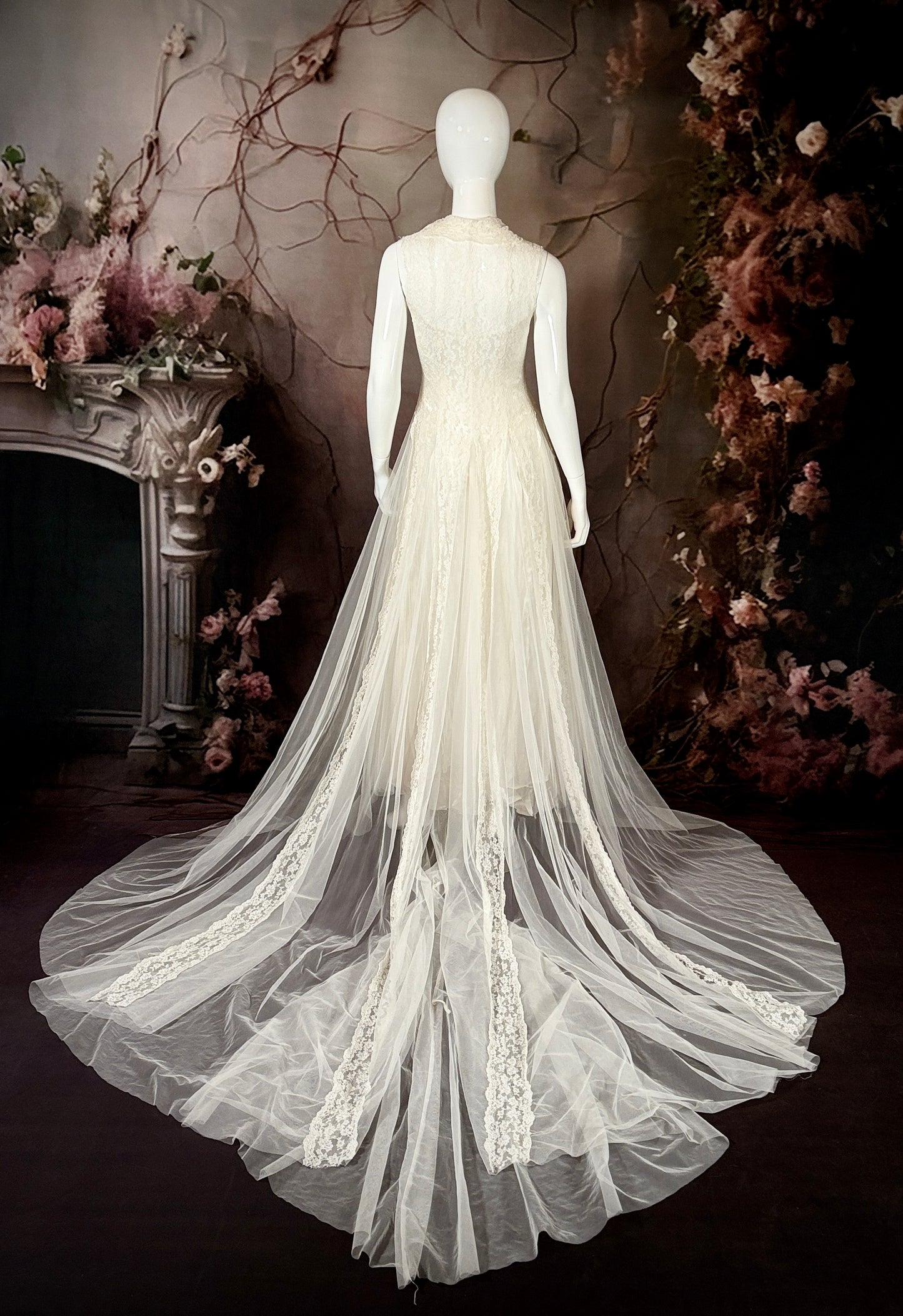 1930s Silk Chantilly Lace & Tulle Wedding Dress w/Real Pearl Buttons & Trailing Train