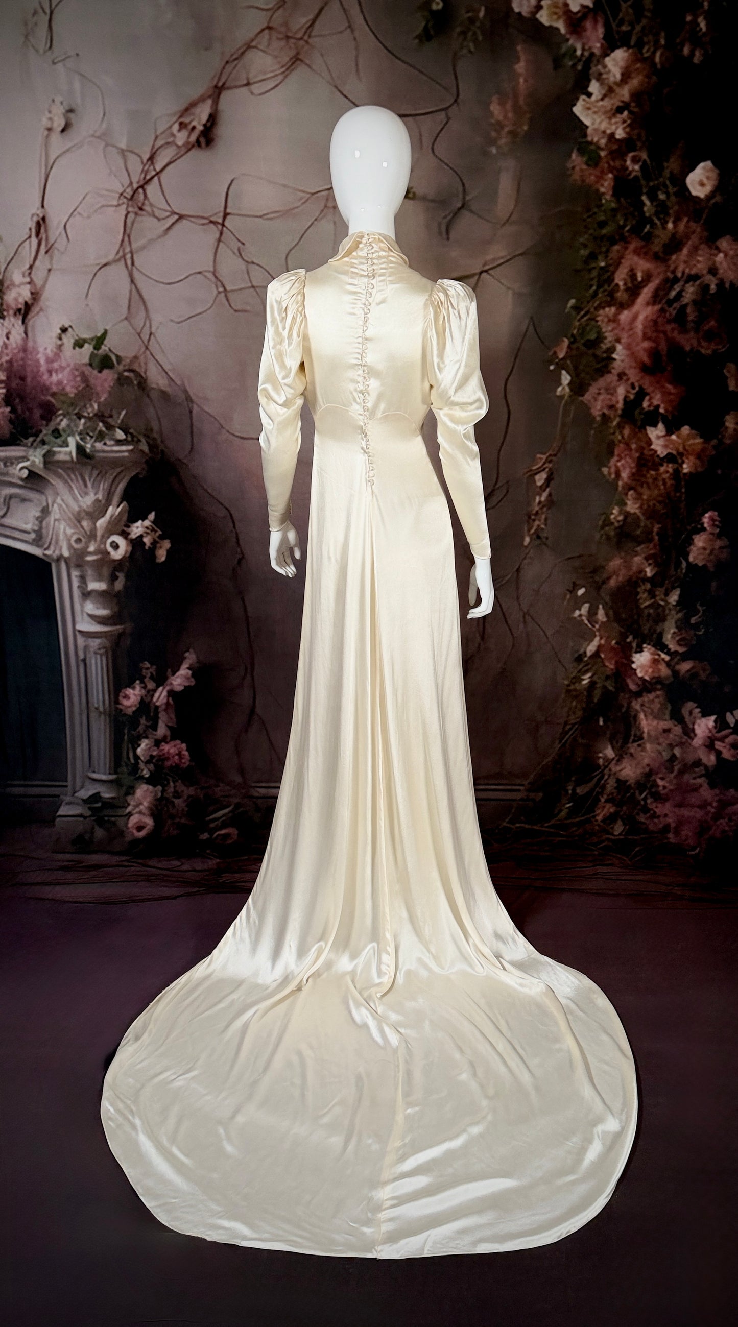 1930s Charmeuse Satin Bias Cut Wedding Dress w/Court Train