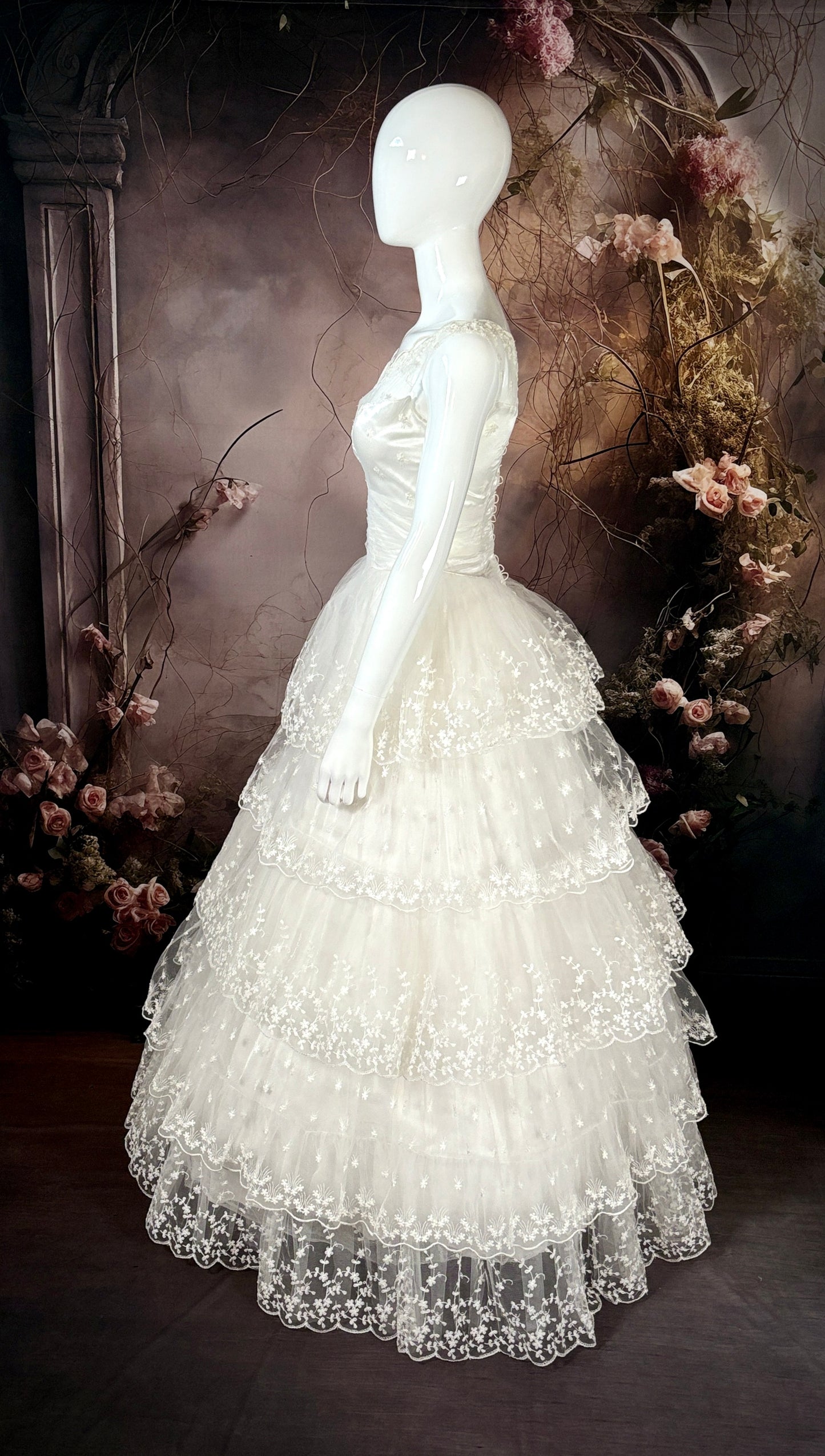 1950s Cupcake Tiered, Satin & Tulle Wedding Dress