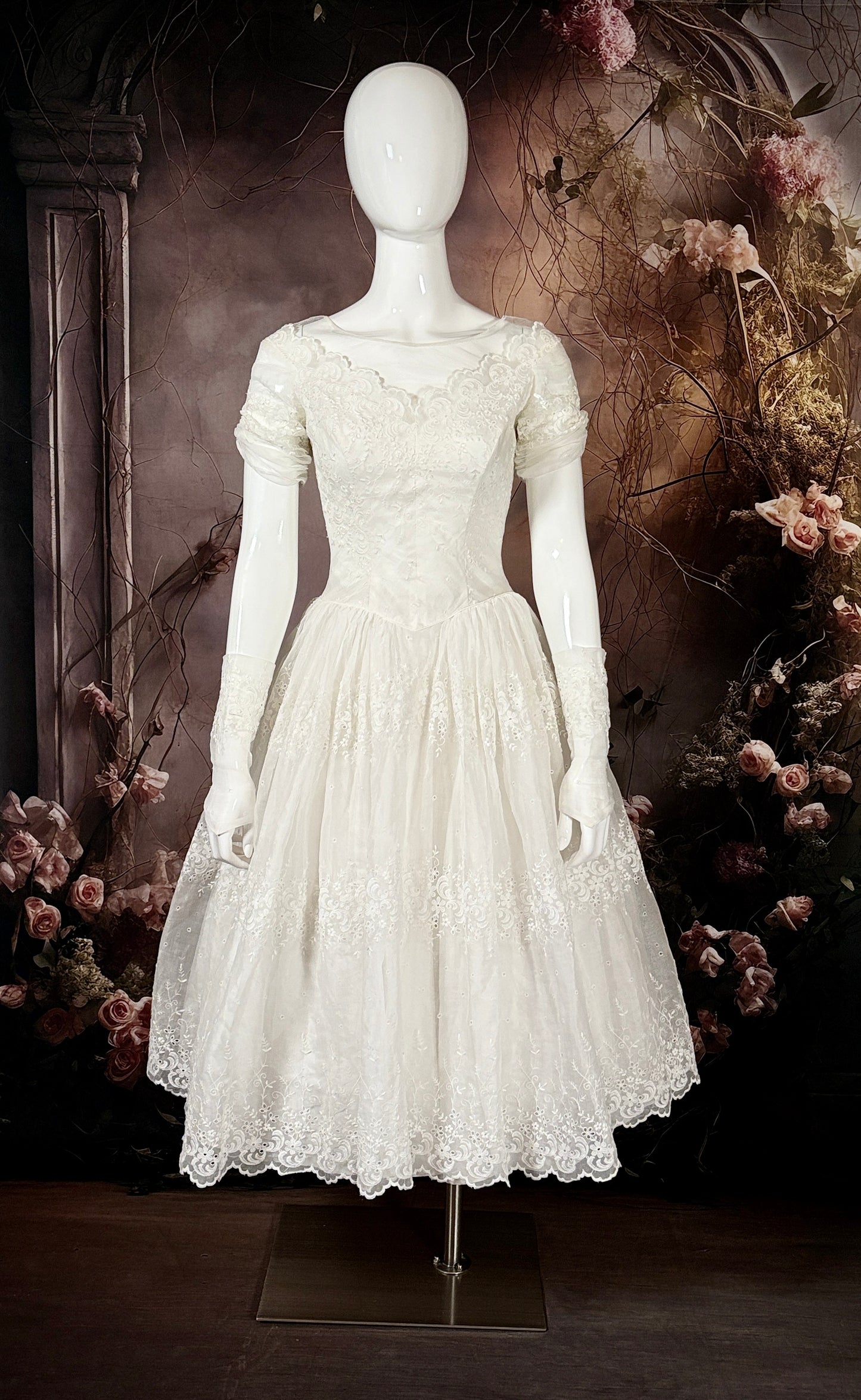 1950s Embroidered Rayon Organza Tea Length Wedding Dress W/Arm Sleeves