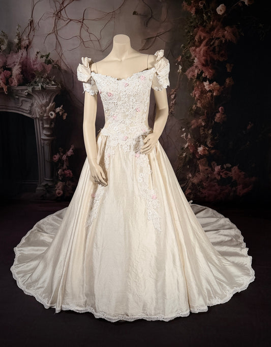 1990s Silk Wedding Dress w/Ribbon Rose Appliqué & Court Train