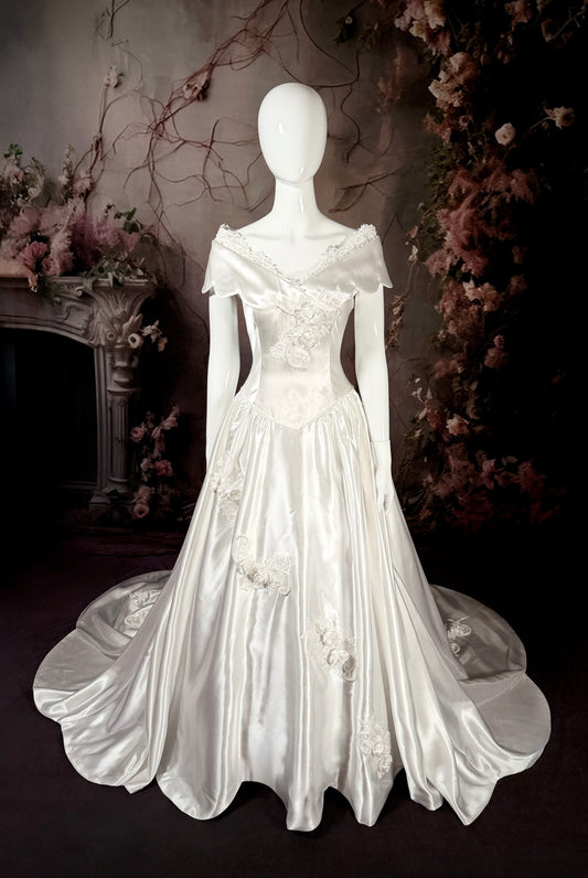 1990's Duchess Satin Rose Beaded Wedding Dress w/Scalloped Train