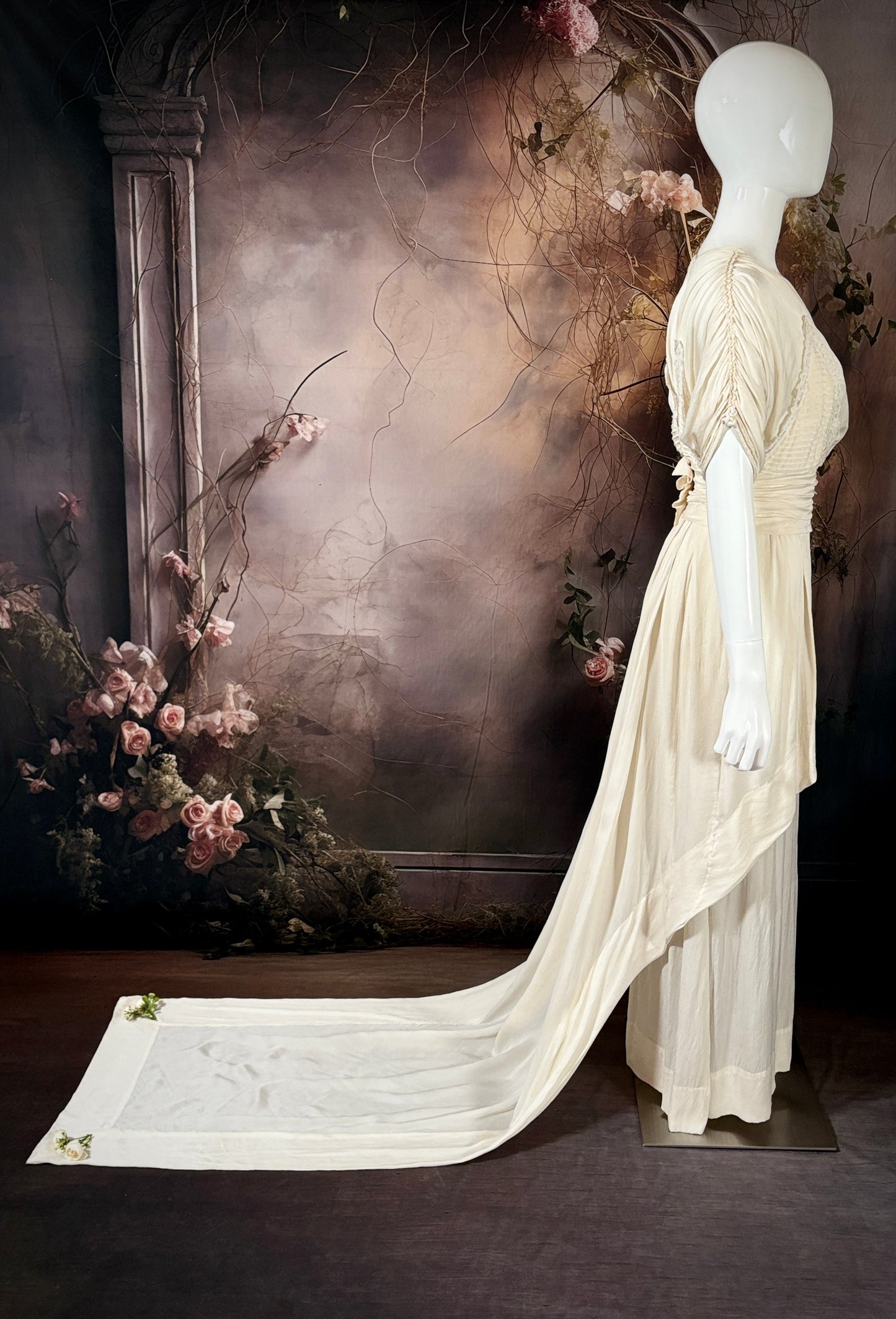 1920s Silk Crepe De' Chine Wedding Dress w/Trailing Train