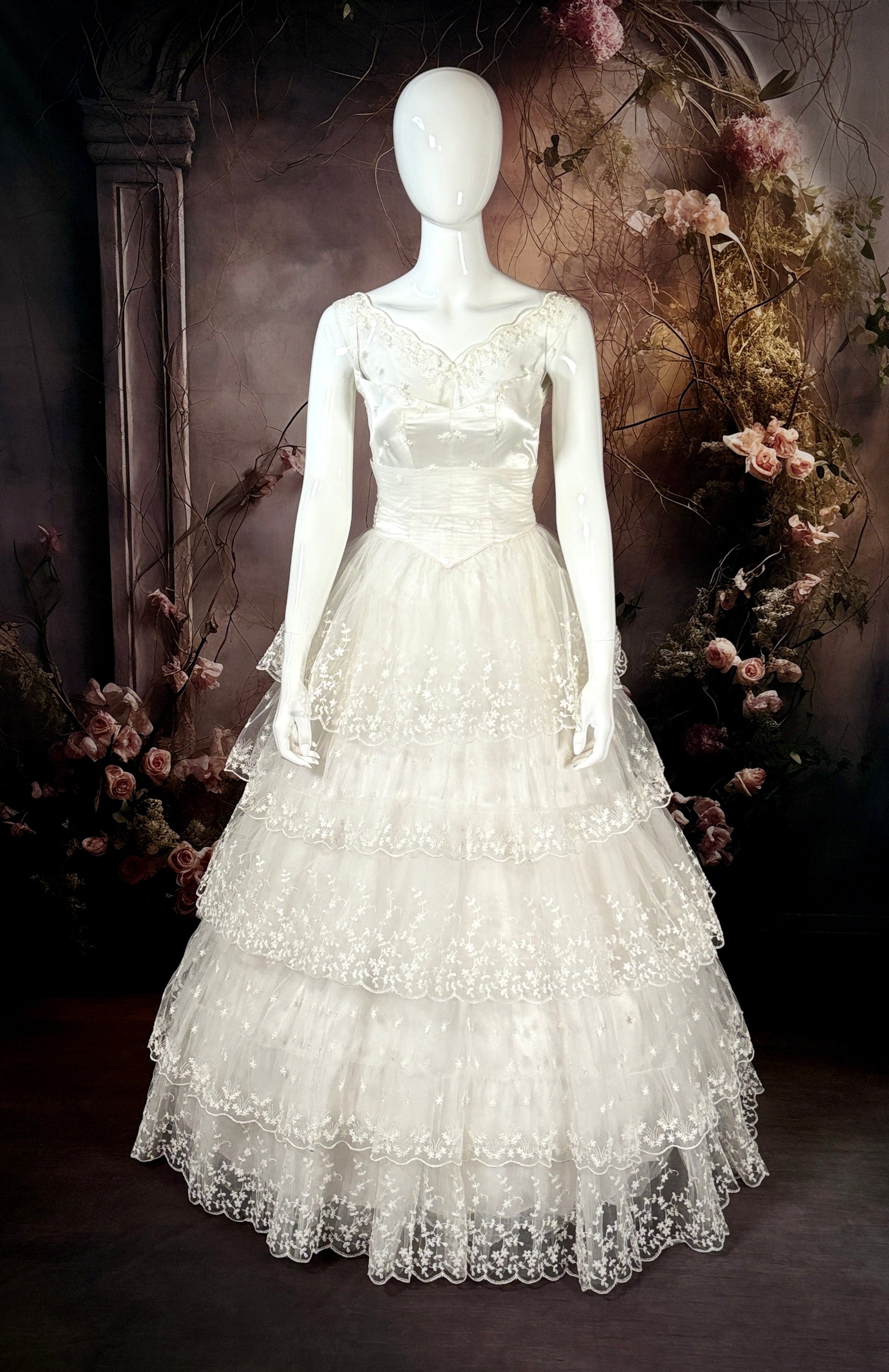 1950's Cupcake Tiered, Satin & Tulle Wedding Dress size 2 1950's Cupcake Tiered, Satin & Tulle Wedding Dress size 2
