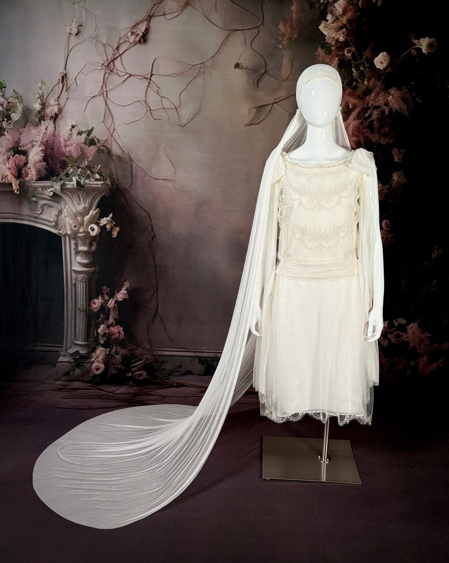 1920s Haute Couture Silk Tulle & Beaded Wedding Dress w/Juliet Veil