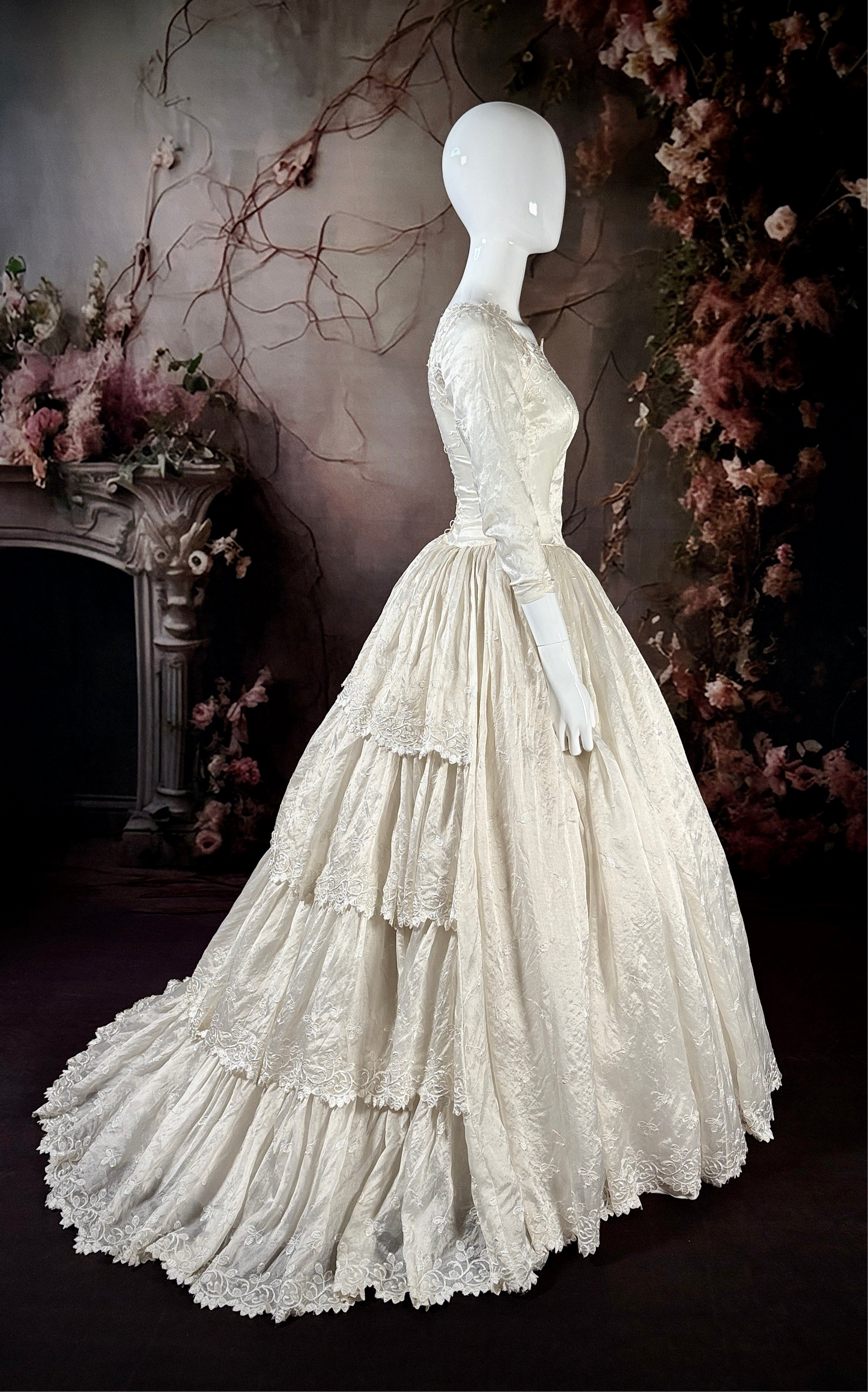 1950s Silk Moiré Embroidered Wedding Dress w/Tiered Sweeping Train
