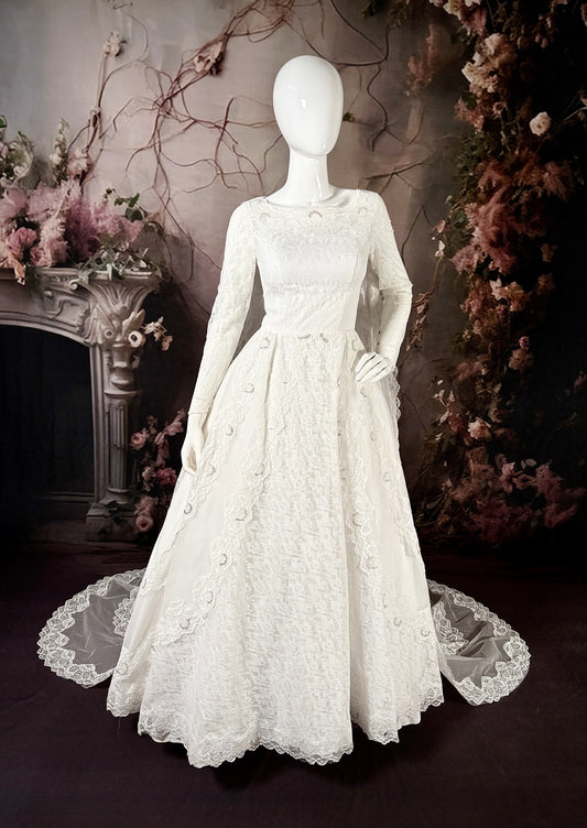 1960s Organza & Flat Lace Wedding Dress W/Trailing Watteau Train