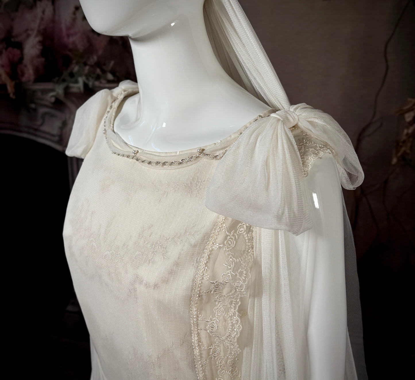 1920s Haute Couture Silk Tulle & Beaded Wedding Dress w/Juliet Veil