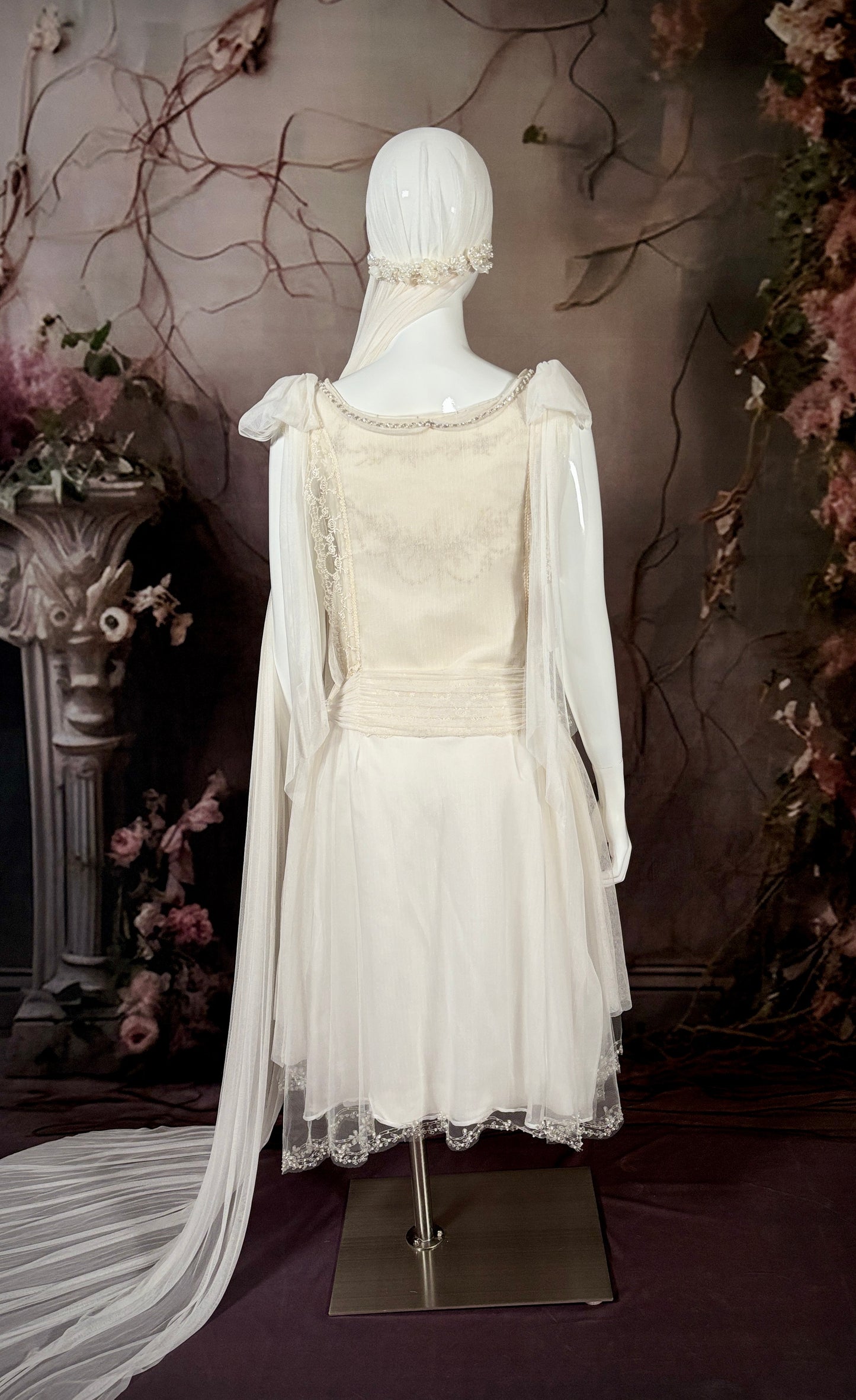 1920s Haute Couture Silk Tulle & Beaded Wedding Dress w/Juliet Veil