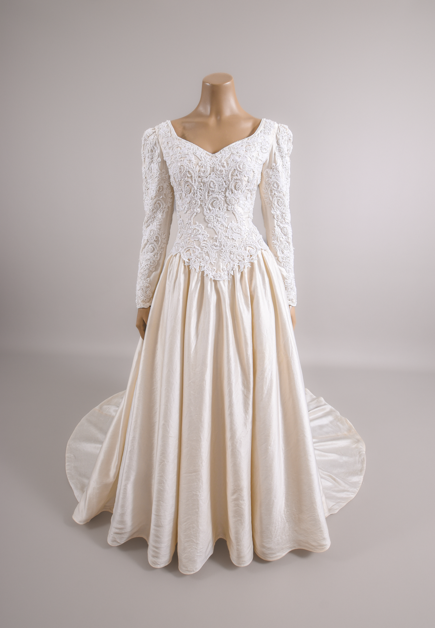 1990s Silk Shantung Pearl & Appliqué Beaded Wedding Dress W/Trailing Train