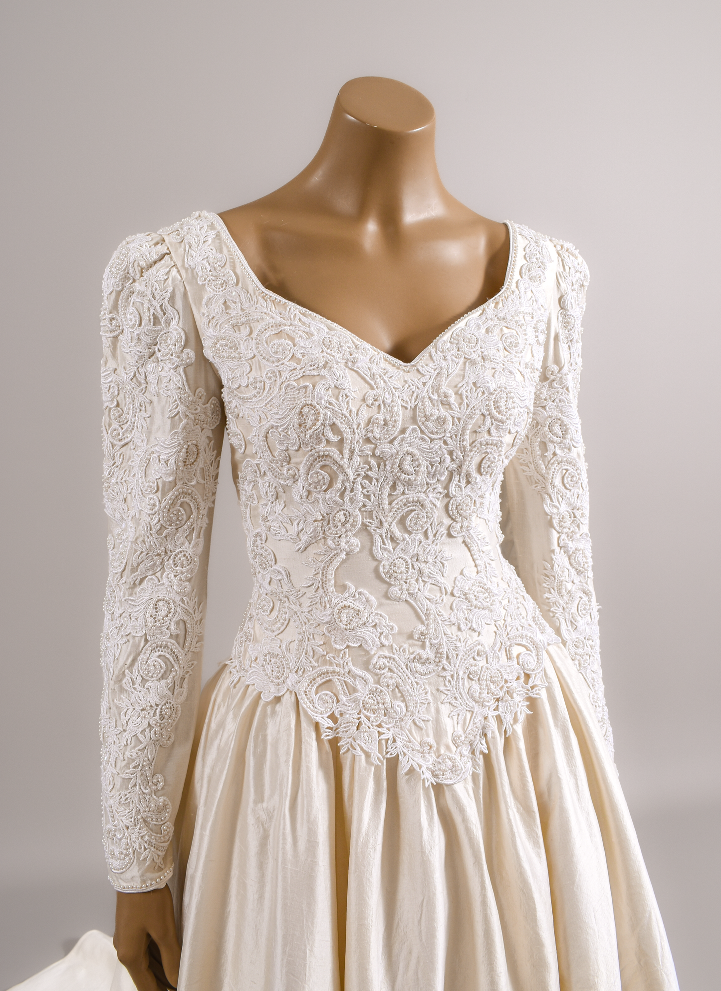 1990s Silk Shantung Pearl & Appliqué Beaded Wedding Dress W/Trailing Train
