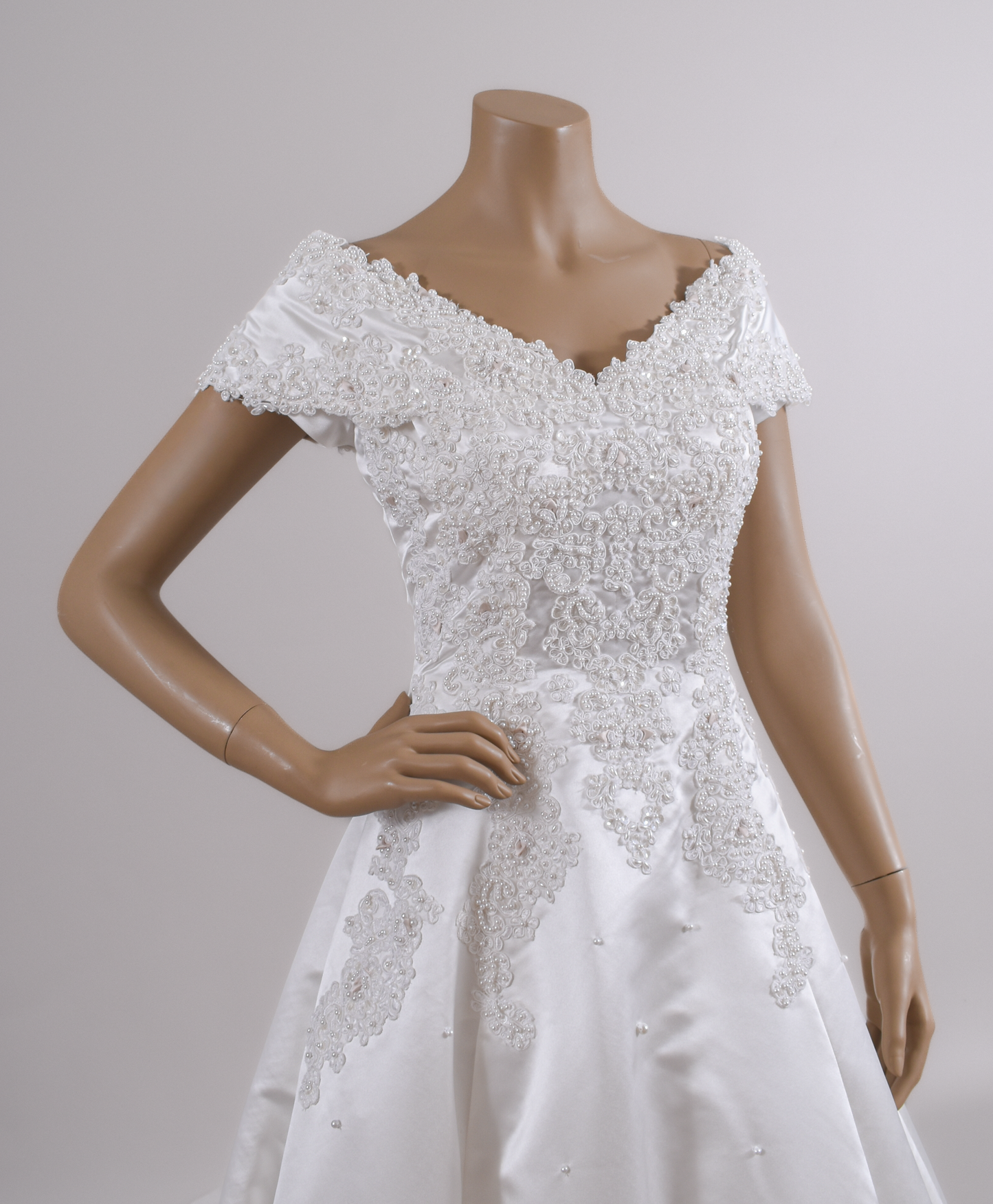 1990s Duchesse Satin Beaded Ribbon Rose Wedding Dress & Chapel Train size 8/10