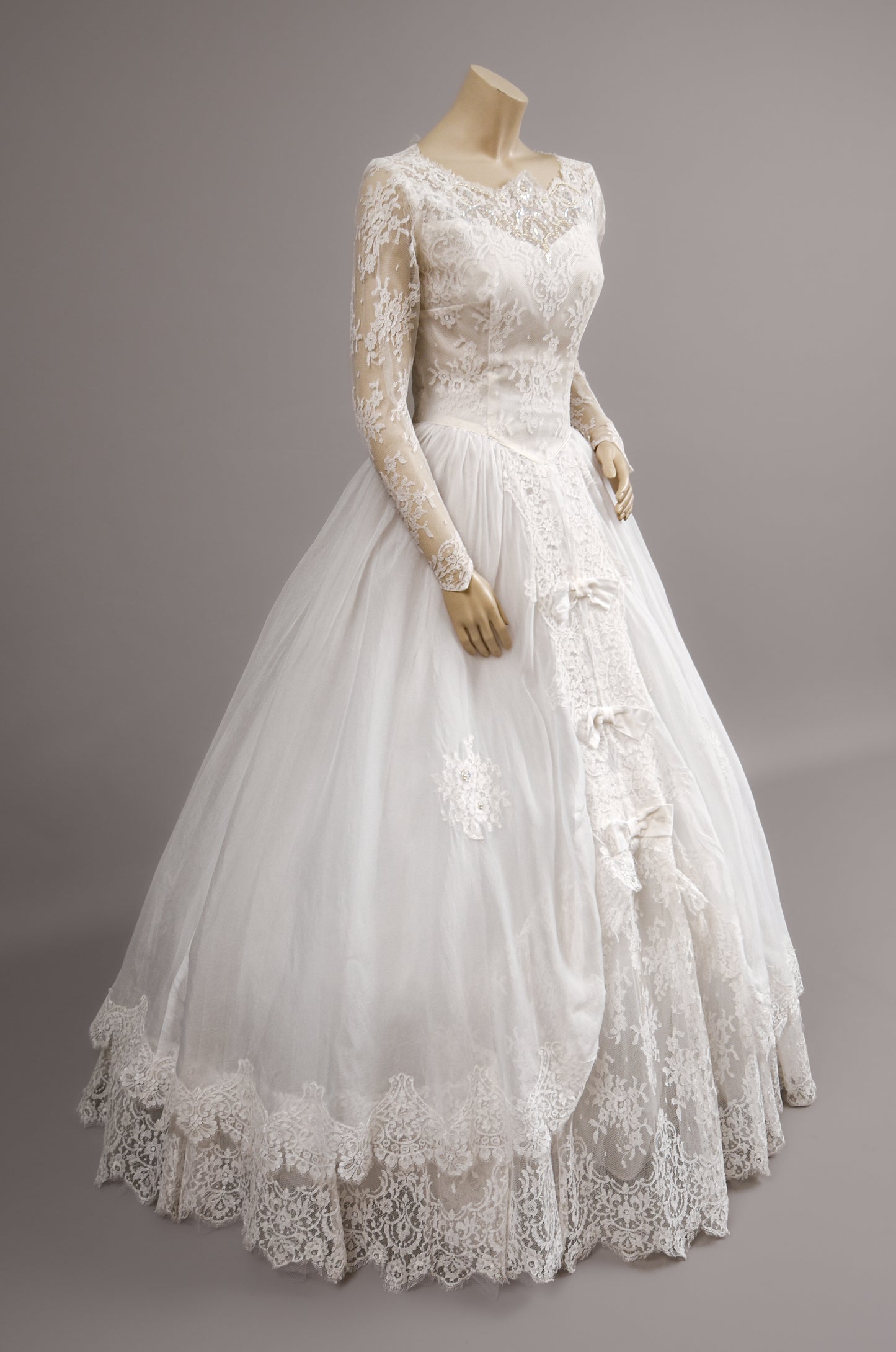 1950s Silk Organza & Lace Wedding Dress Size 4/6