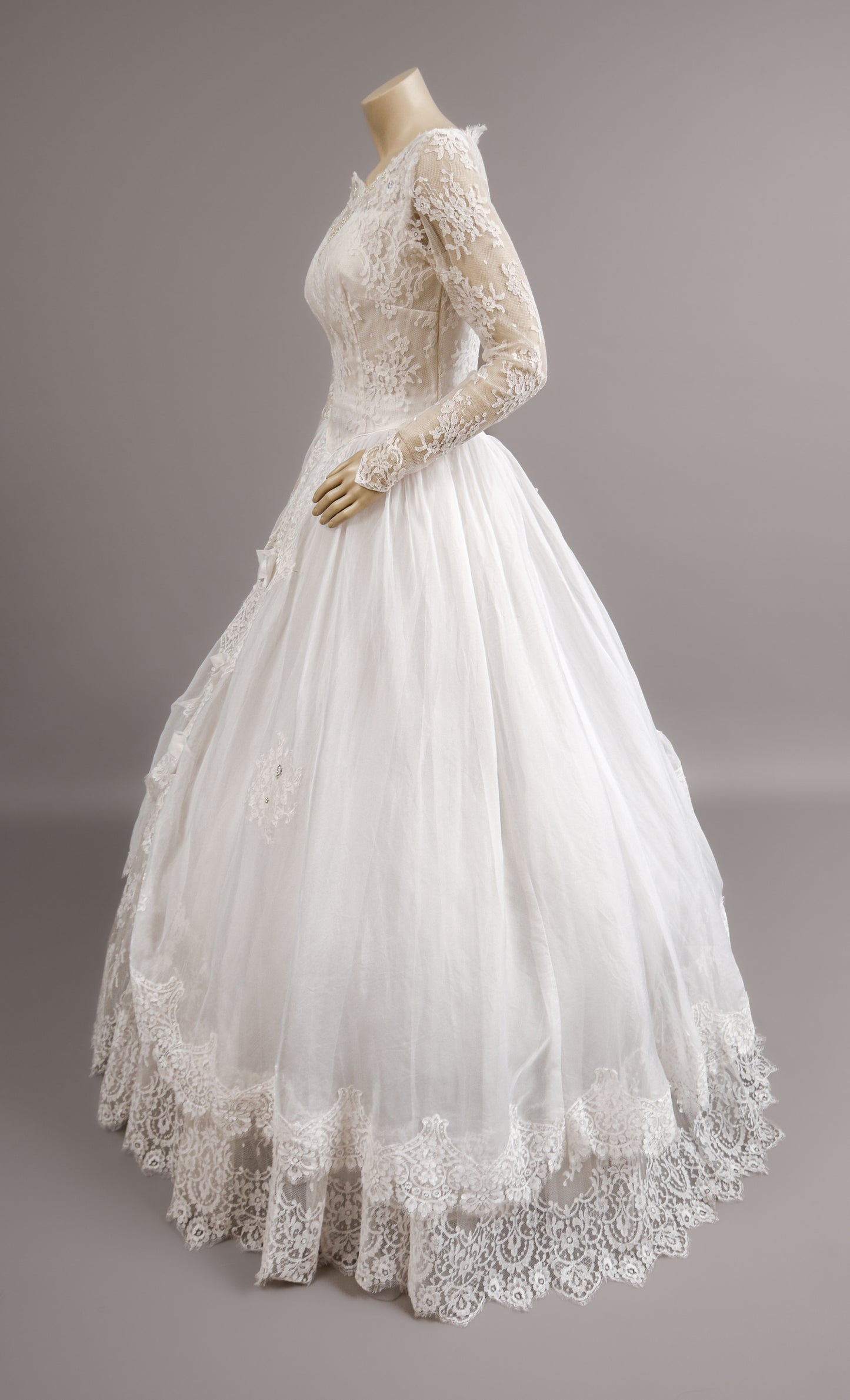 1950s Silk Organza & Lace Wedding Dress Size 4/6