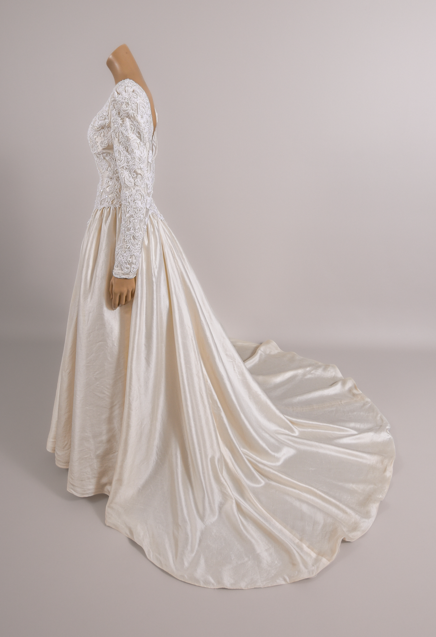 1990s Silk Shantung Pearl & Appliqué Beaded Wedding Dress W/Trailing Train