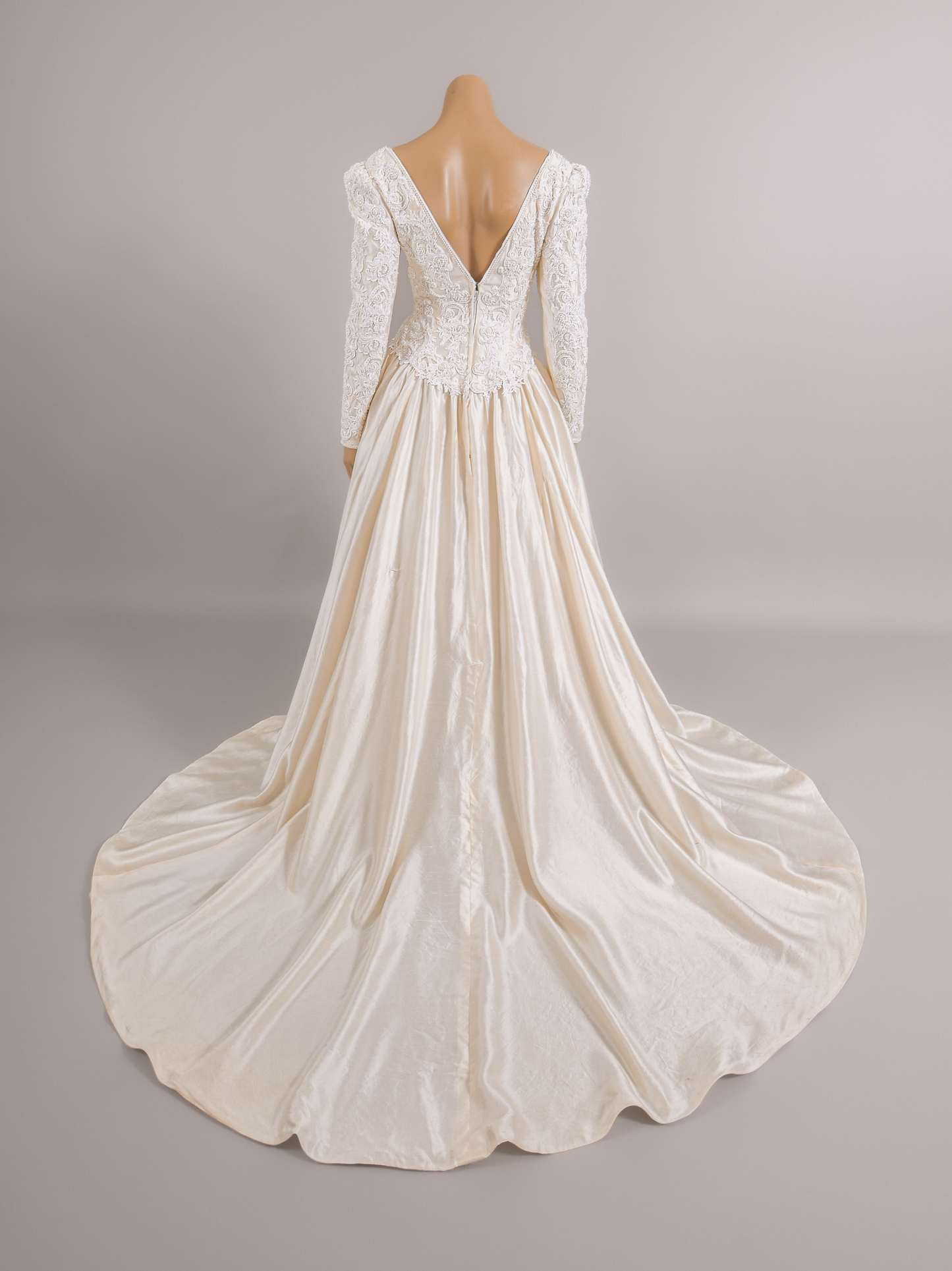 1990s Silk Shantung Pearl & Appliqué Beaded Wedding Dress W/Trailing Train