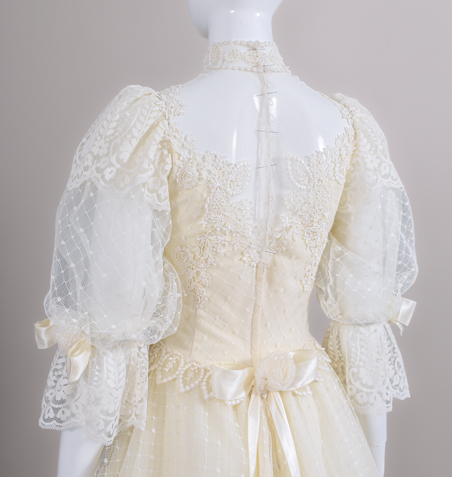 1980s Victorian-Inspired Dotted Tulle & Lace Wedding Dress w/Lace Rosettes & Cathedral Train