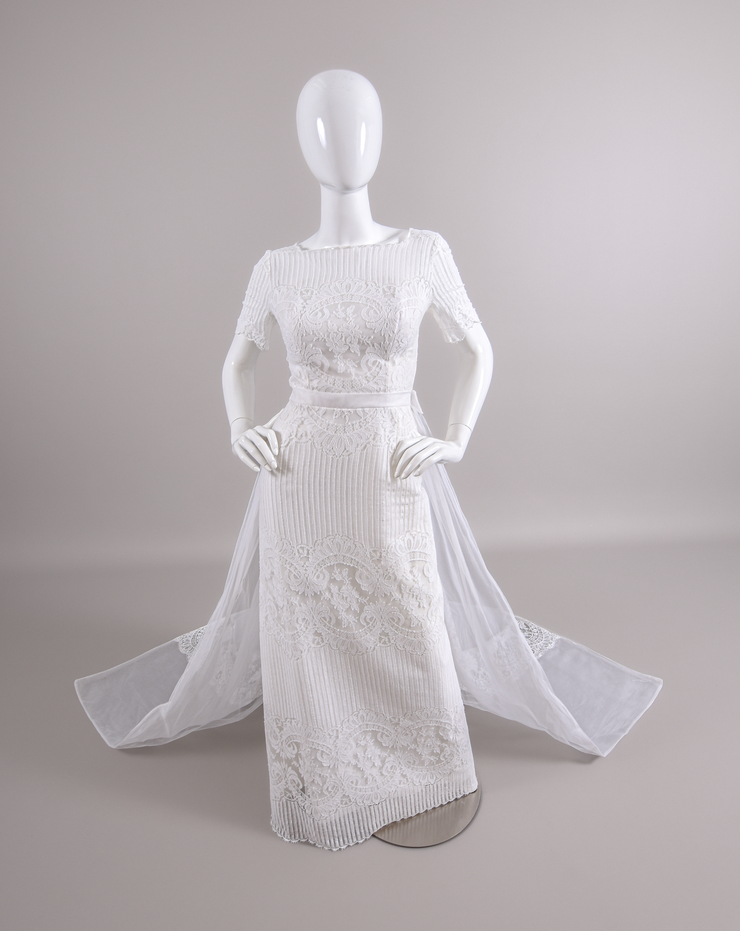 1960s Alfred Angelo Art Deco Silk Wedding Dress w/ Trailing Train Bridal Gown