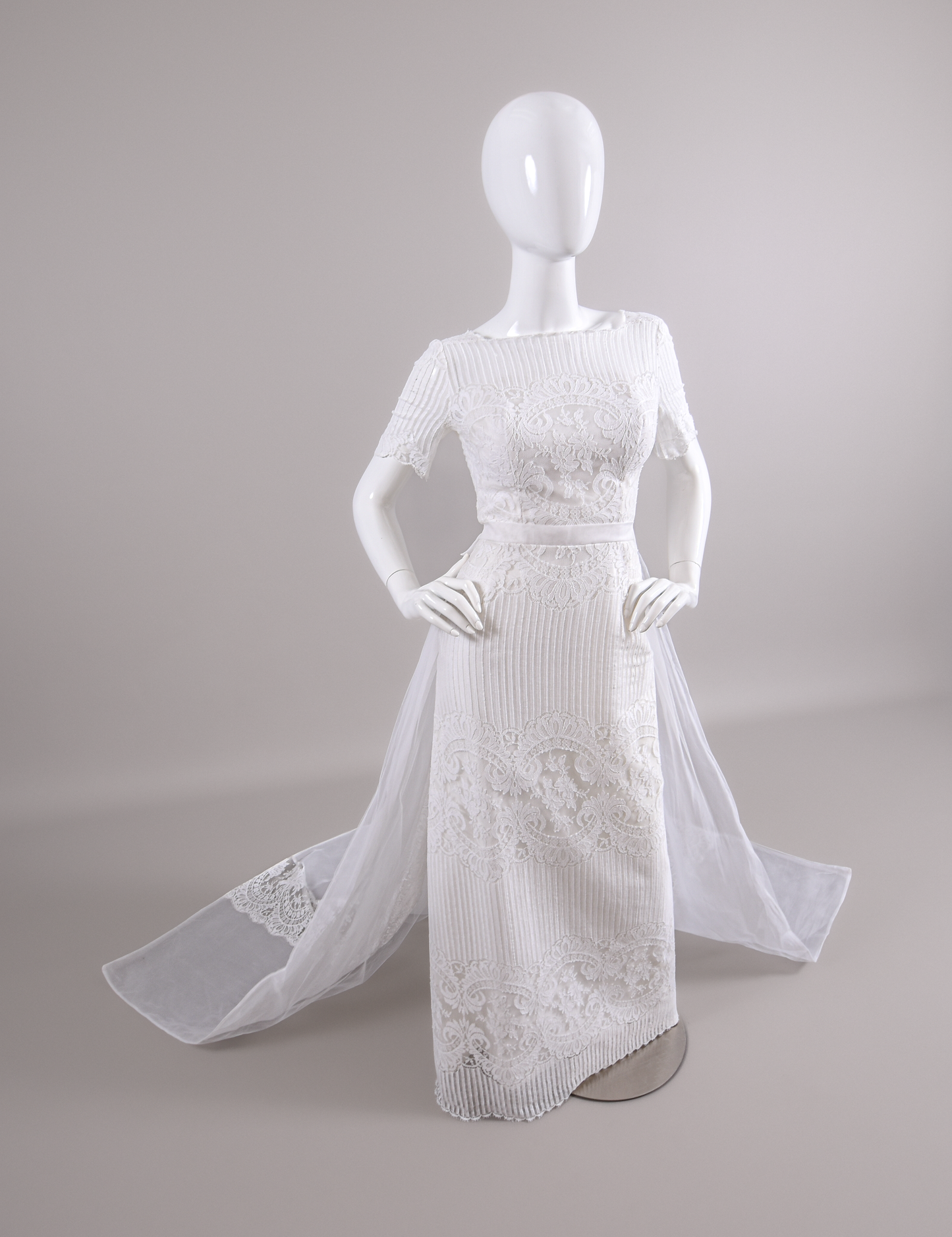 1960s Alfred Angelo Art Deco Silk Wedding Dress w/ Trailing Train Bridal Gown