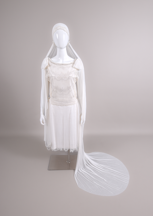 1920s Haute Couture Silk Tulle & Beaded Wedding Dress w/Juliet Veil