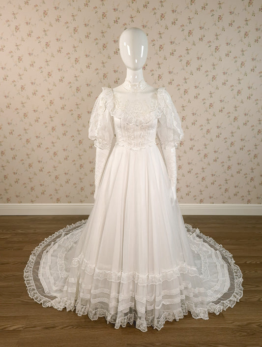 1980s Edwardian Inspired, Prairie Wedding Dress, Swiss Lace & Silk w/Trailing Train Size 2/4
